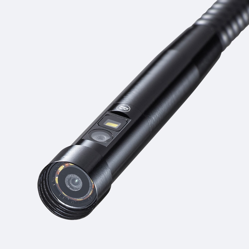 カメラ部は極細の直径8mm