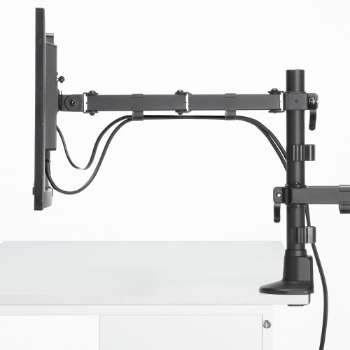 ケーブルクリップでスッキリ配線