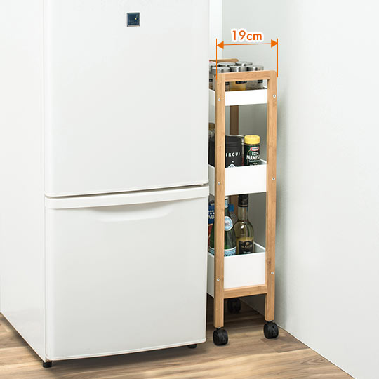 すき間収納にぴったりなスリムタイプ