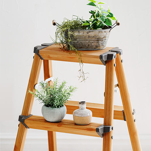 インテリアに馴染みやすい木目調プリント