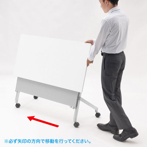 移動やレイアウト変更が簡単なキャスター付き