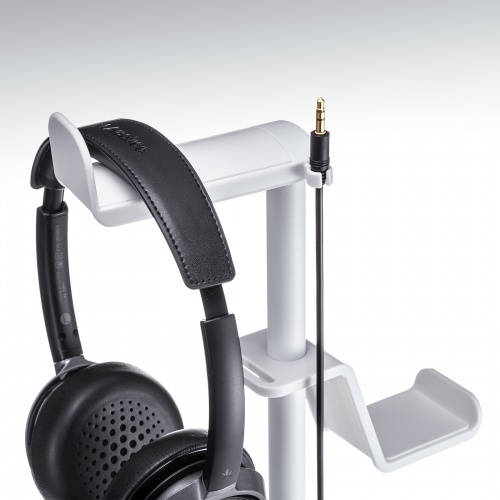 ヘッドホンホルダーを搭載