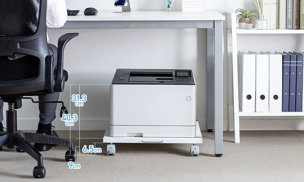 デスク下のスペースを有効活用