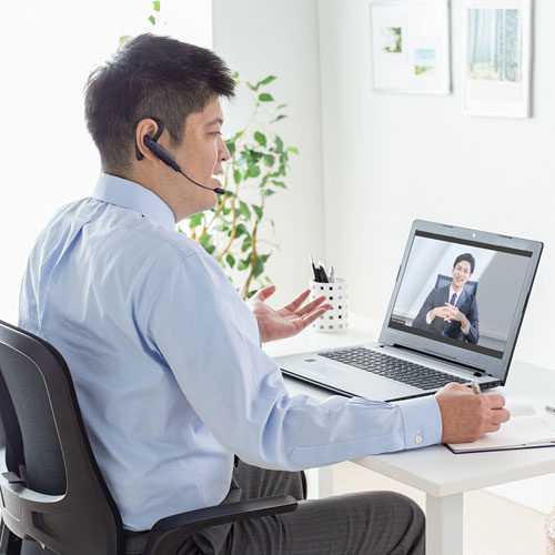 単一指向性の外付けマイク付き