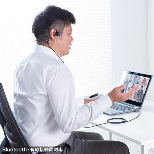 TPU素材の2mのロングケーブルを付属