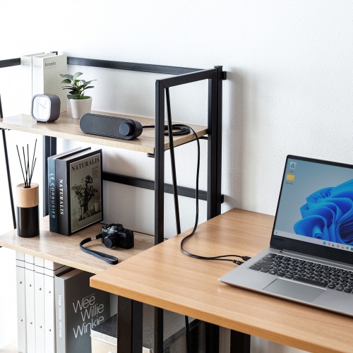 モニター脇に接続する画像