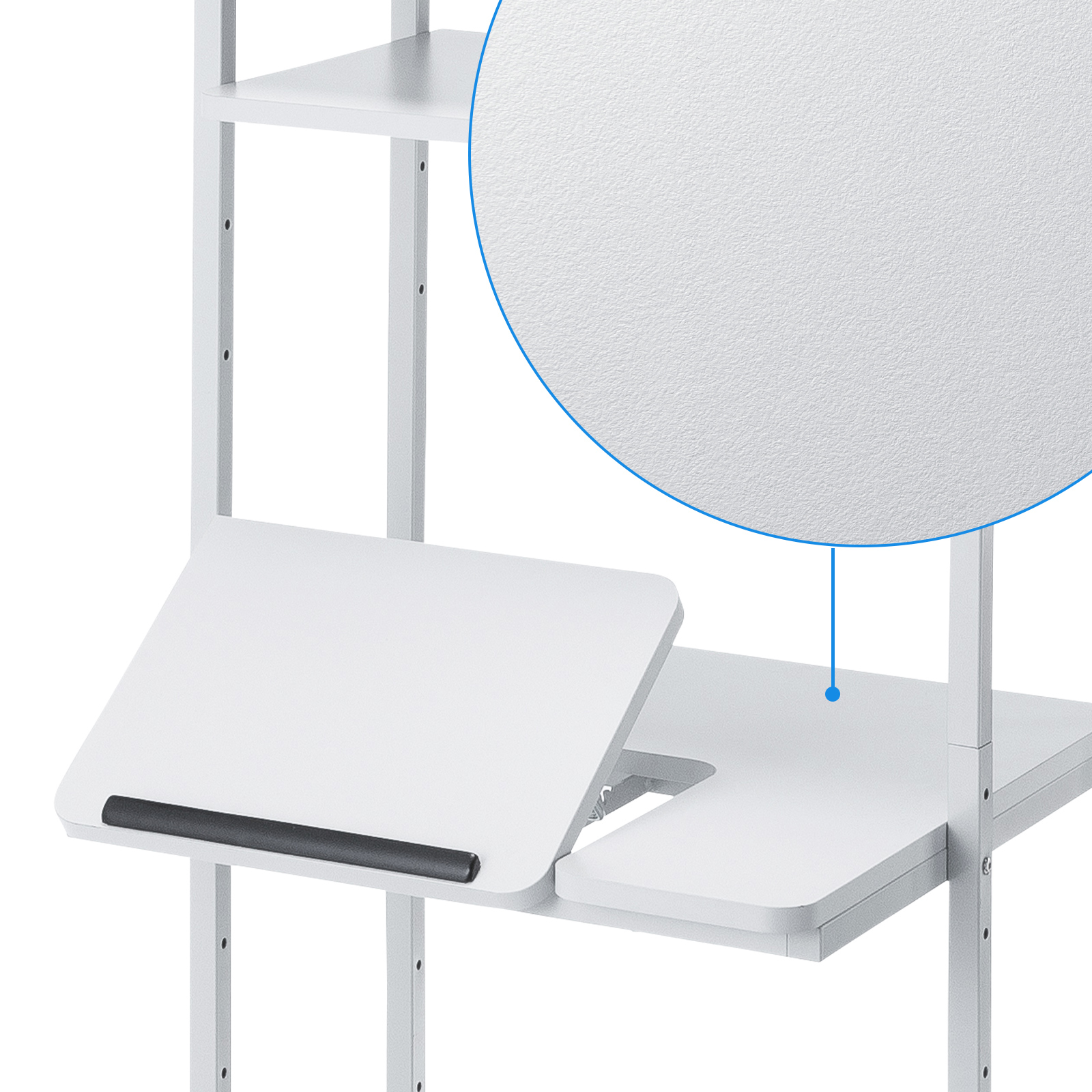 優しい手触りの木製天板を使用