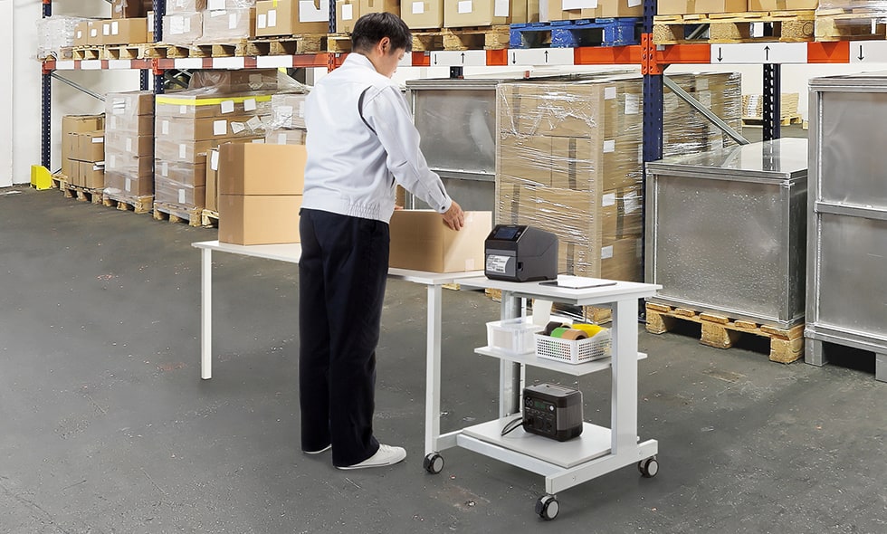 デスクの作業スペースを拡張できる