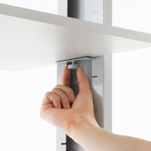 工具なしで棚板の高さを変更