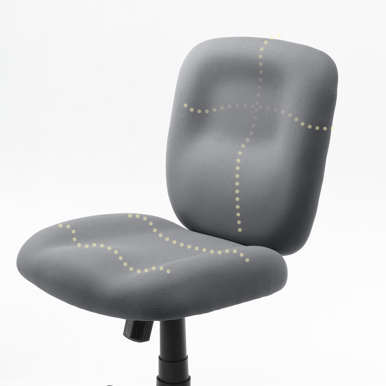 体の形に沿った形状で姿勢をサポート