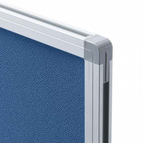 アルミ製フレームを採用