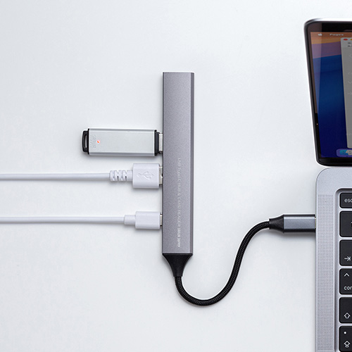 ケーブルをなくす心配がない一体型