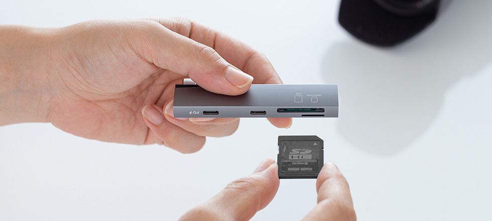 Type-C×2、カードリーダー2種を搭載