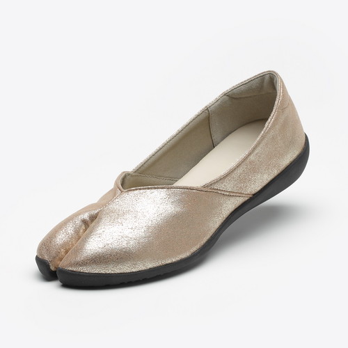 シャンパンゴールド