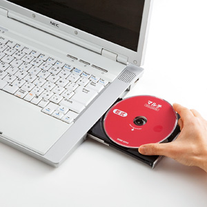 サンワサプライ スロットイン スロットローディングタイプにも使用でるマルチレンズクリーナー 乾式 Cd Mdv9n Cd Mdv9n 激安通販のイーサプライ