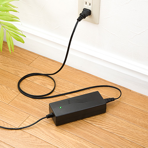シガーソケットコンセント Dc Ac変換 1w Dc12v 10a Dn Dcac01 激安通販のイーサプライ シガーソケットコンセント Dc Ac変換 1w Dc12v 10a Dn Dcac01 激安通販のイーサプライ