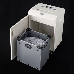 電動シュレッダー（業務用・マイクロカット・A3対応・大容量・A4最大15枚同時細断・A3最大10枚同時細断・30分連続細断・カード細断・ホッチキス対応・40L・静音・キャスター付き）