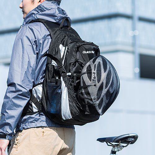ヘルメット リュック 自転車