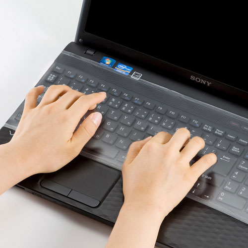 【サンワサプライ】簡単取付けできるノート用マルチカバー(A4ワイドサイズ)キーボードマルチカバー FA-NMUL5