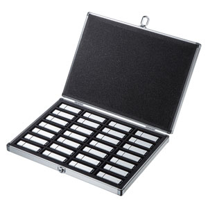 USBメモリケース (アルミ製・鍵つき・最大28本収納)