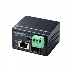 RJ-45ポート×1・SFPポート×1