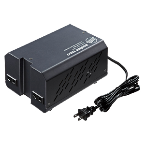 【デバイスネット】100V/220~240VをAC220~240V/100Vにする大容量のアップダウントランス、ボクサー1500 RW79
