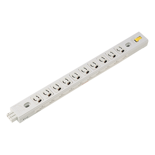 サンワサプライ 19インチサーバーラック用コンセント（15A） TAP-SV159