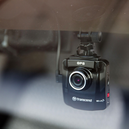 ドライブレコーダー 高画質フルhd 常時録画 Gps内蔵 速度 衝突センサー搭載 Microsd16gb付属 Drivepro 2 Ts16gdp2m J Transcend Ts16gdp2m J 激安通販のイーサプライ