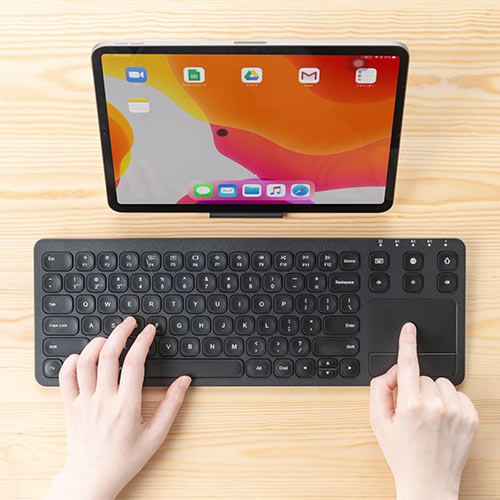 タッチパッド付き